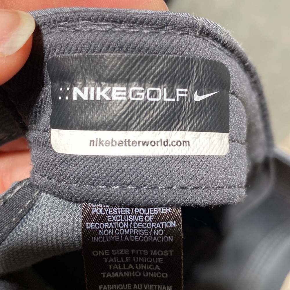 Nike hat - Picture 4 of 5